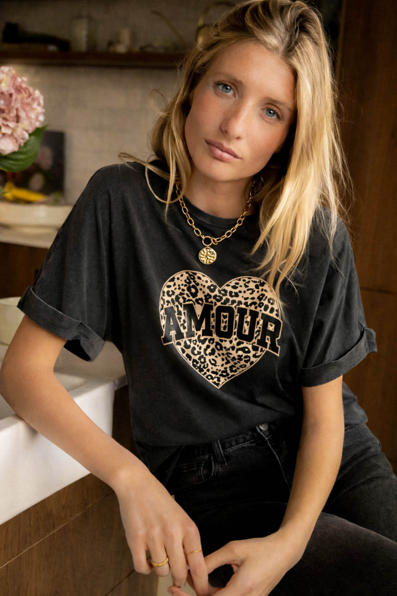 Boutique Libertie T-SHIRT AMALE